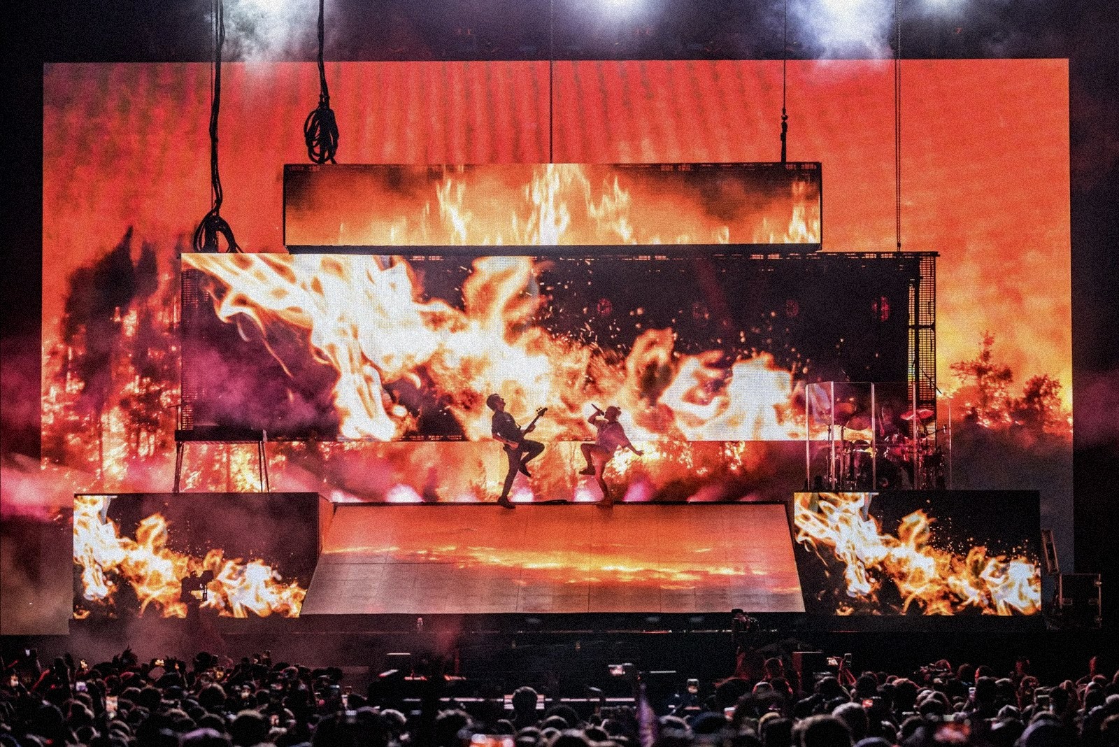 Billie Eilish festival run